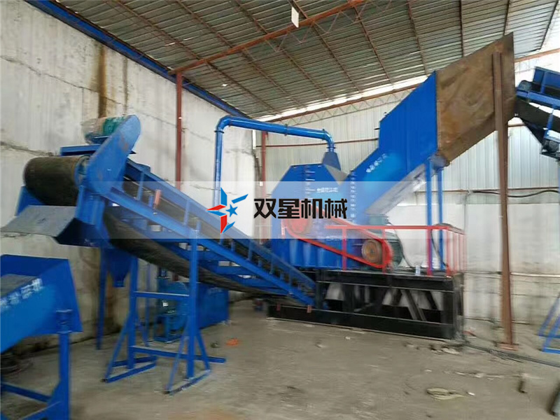 金属粉碎机设备可处理含湿量大的物料