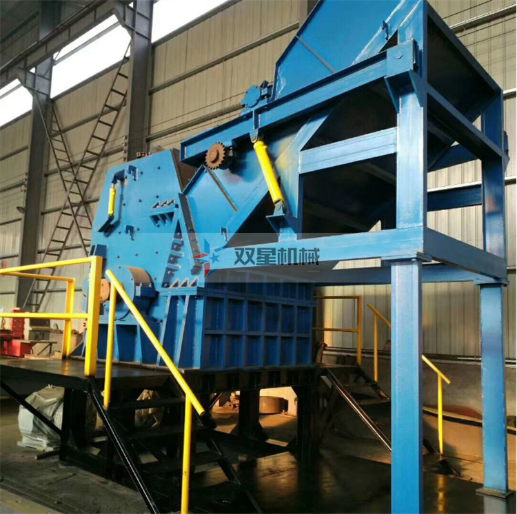 锤式金属粉碎机