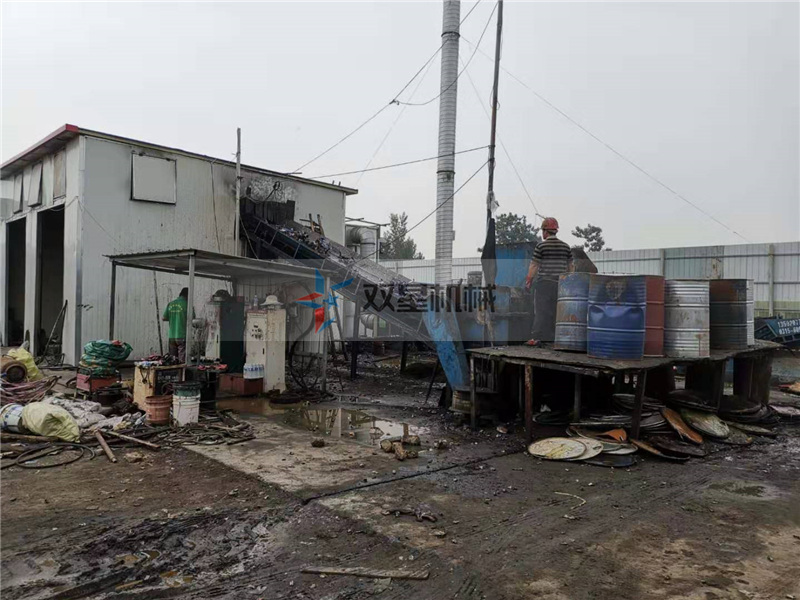 油桶粉碎机生产线