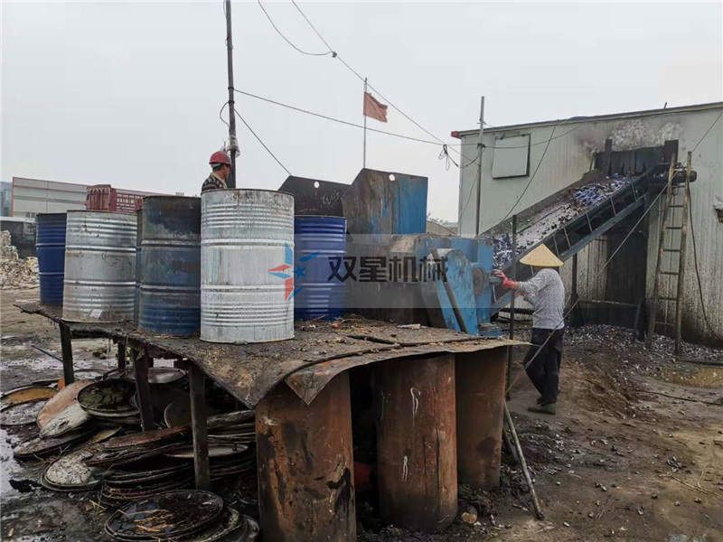 油桶粉碎机生产线