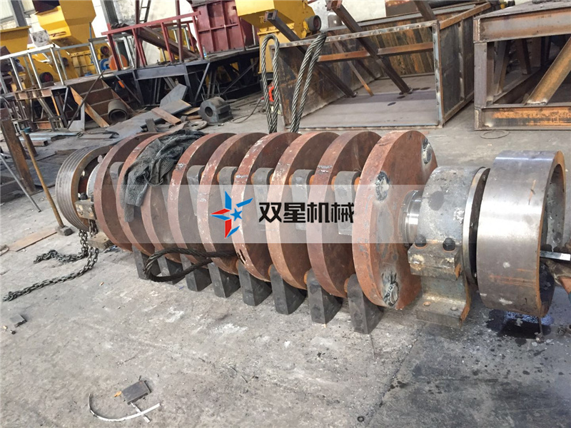 金属粉碎机主轴