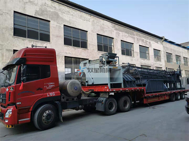 金属粉碎机发货现场