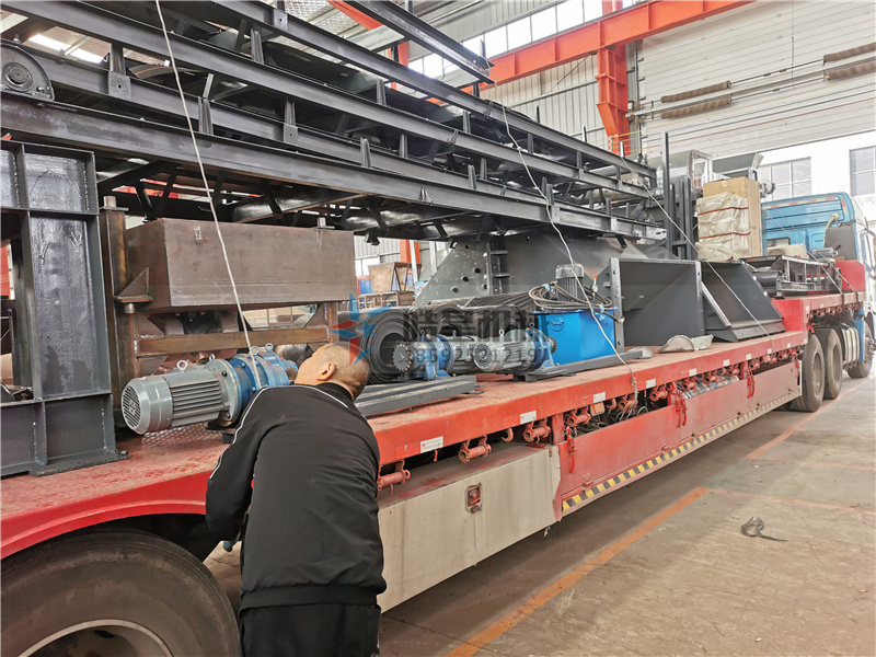 废铝粉碎机发货