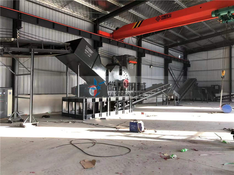 废铝粉碎机生产线实拍