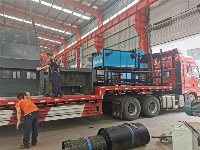 <a href='https://www.shuangxingzg.com/' target='_blank'><span>金属粉碎机</span></a>厂家1600型设备发货