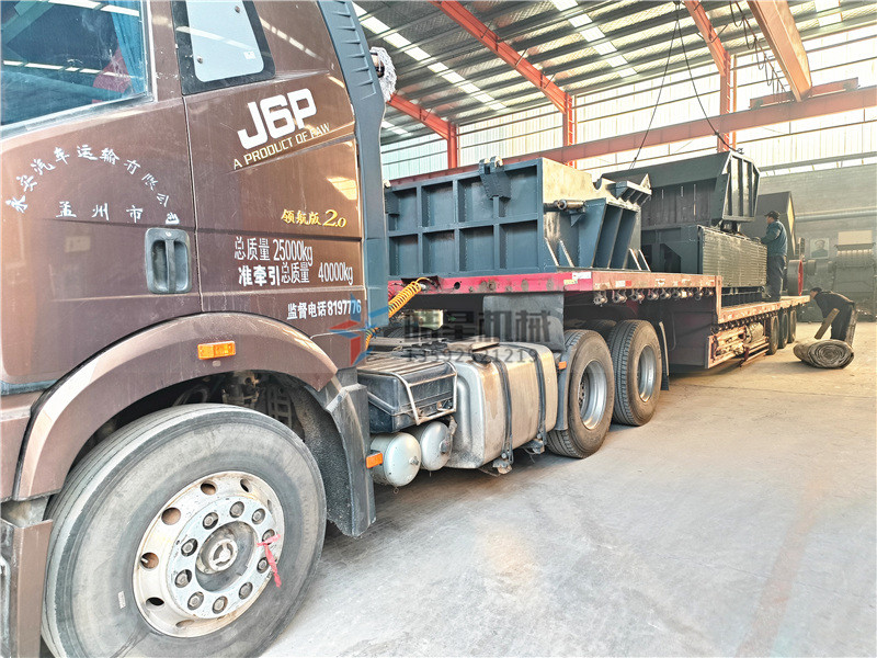 1800型熟铝粉碎机型材粉碎机设备发货发往山东省