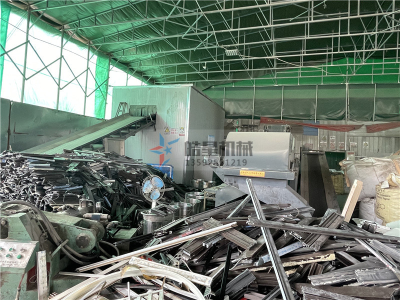 金属粉碎机设备加工轻薄料利润如何？