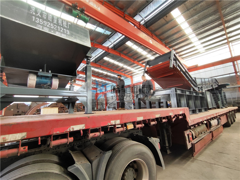 1600型<a href='https://www.shuangxingzg.com/' target='_blank'><span>金属粉碎机</span></a>磁力分选机生产线发往云南